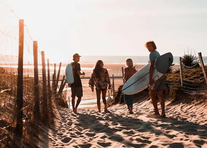 Surfbase Boucau Hostel