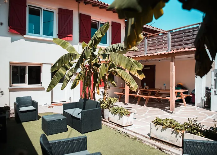 Surfbase Boucau Hostel